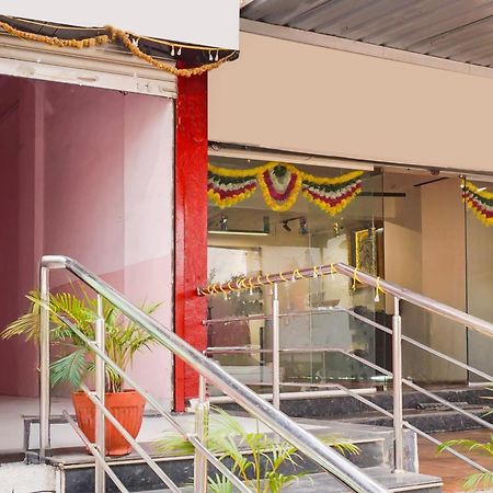 Super Collection O Chandan Nagar Kharadi Formerly Kharadi Inn Pune Exterior photo