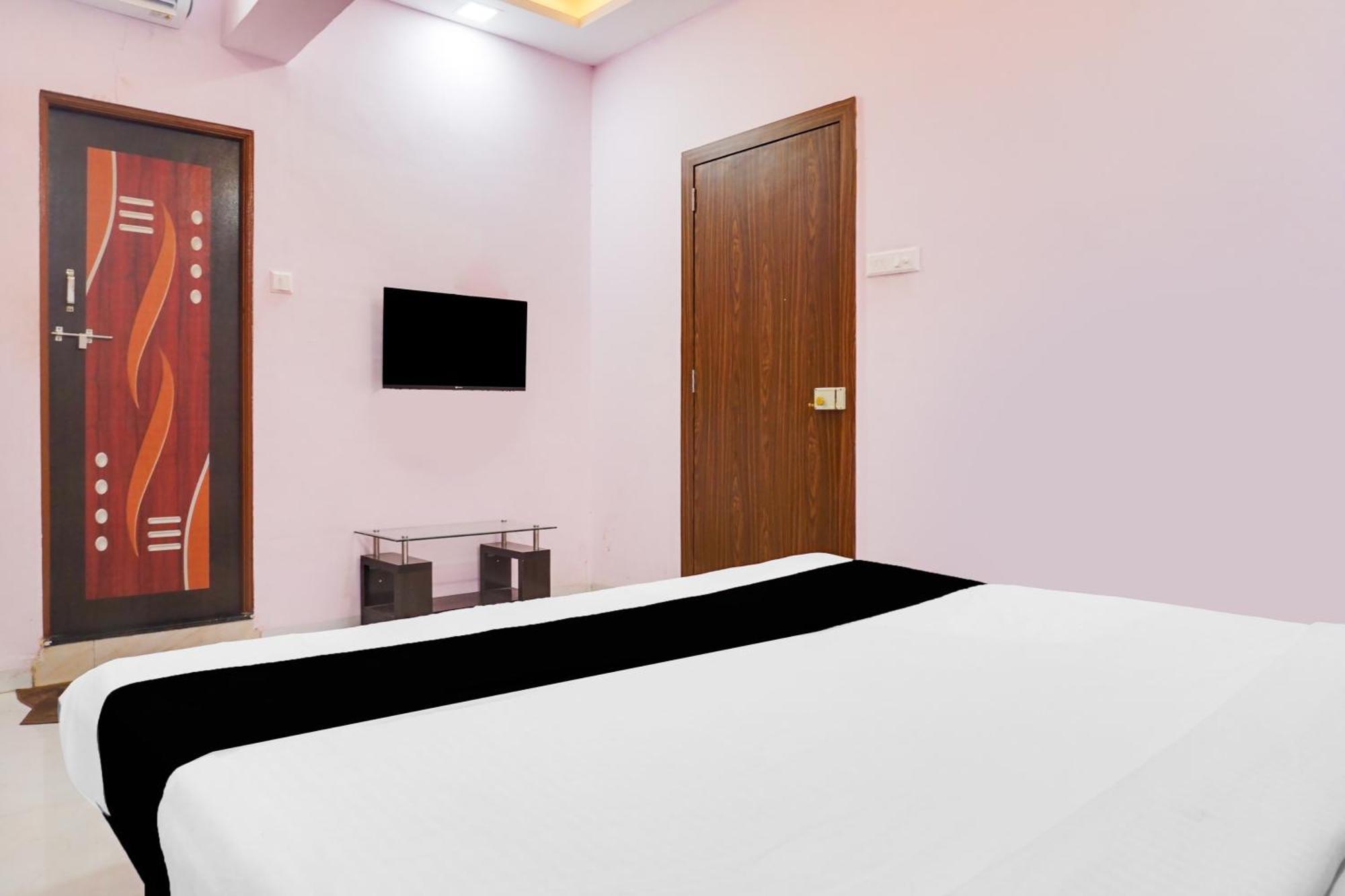 Super Collection O Chandan Nagar Kharadi Formerly Kharadi Inn Pune Exterior photo