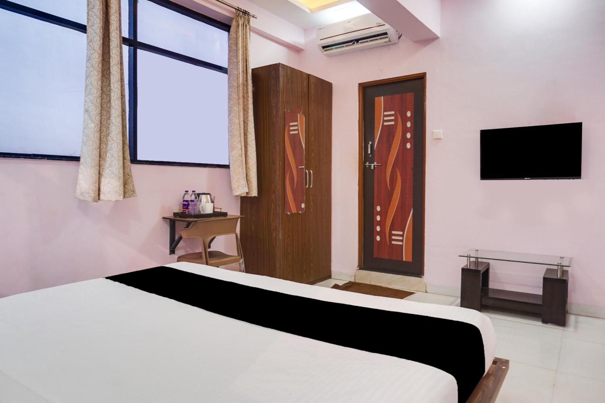 Super Collection O Chandan Nagar Kharadi Formerly Kharadi Inn Pune Exterior photo